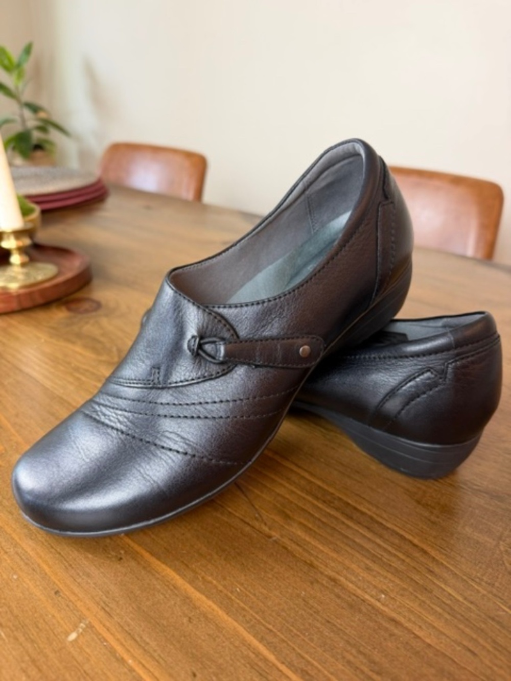 Dansco Franny Black Leather Loafers Sz EU 39 US 8.5 Slip on Comfort Shoes